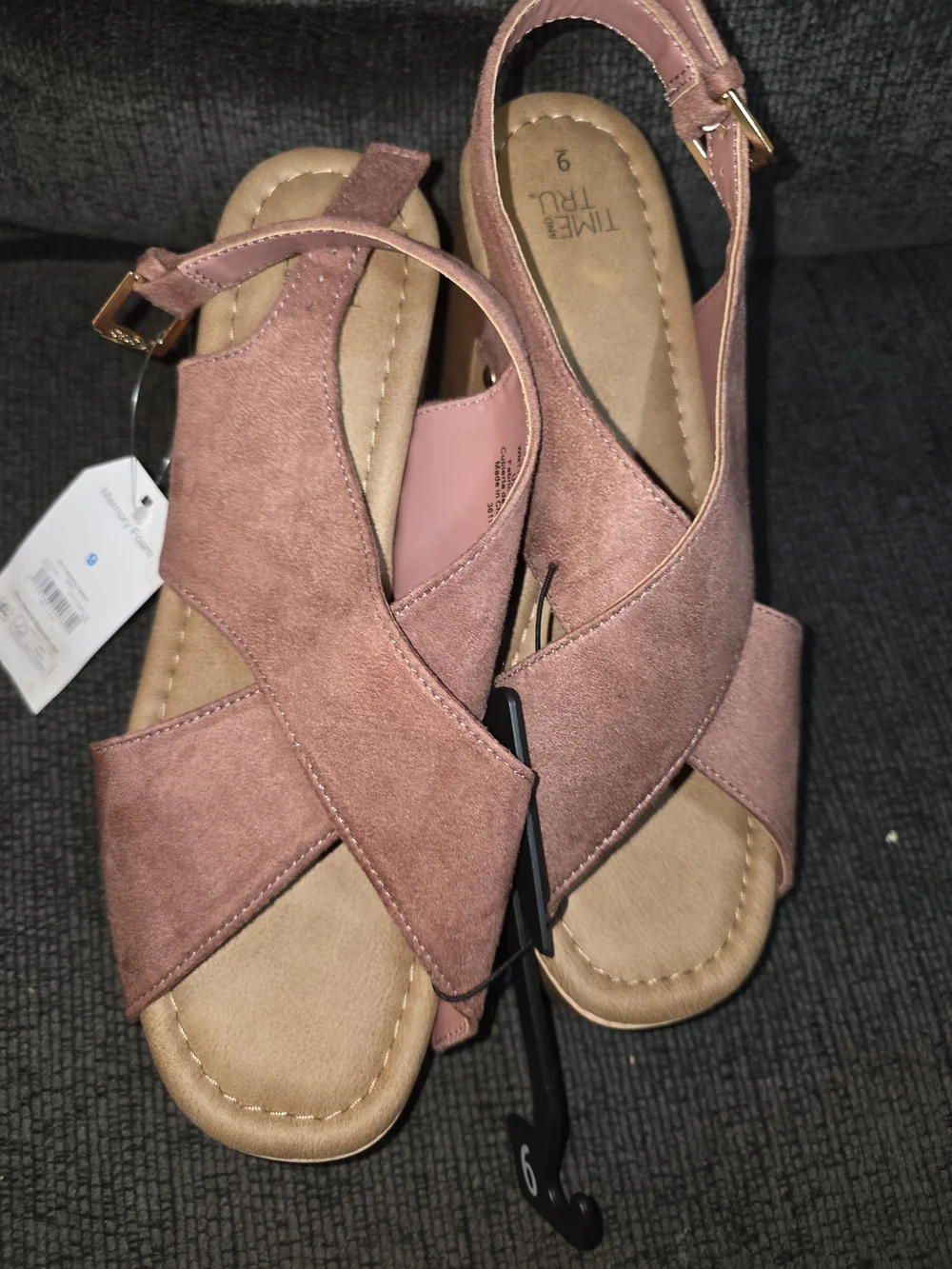 Time and Tru Dusty Rose Crisscross Platform Sandal with Wood-Look Heel
